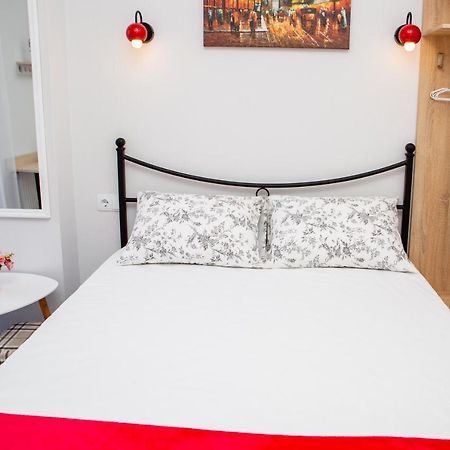Naike Aparthotel Tbilisi Bagian luar foto